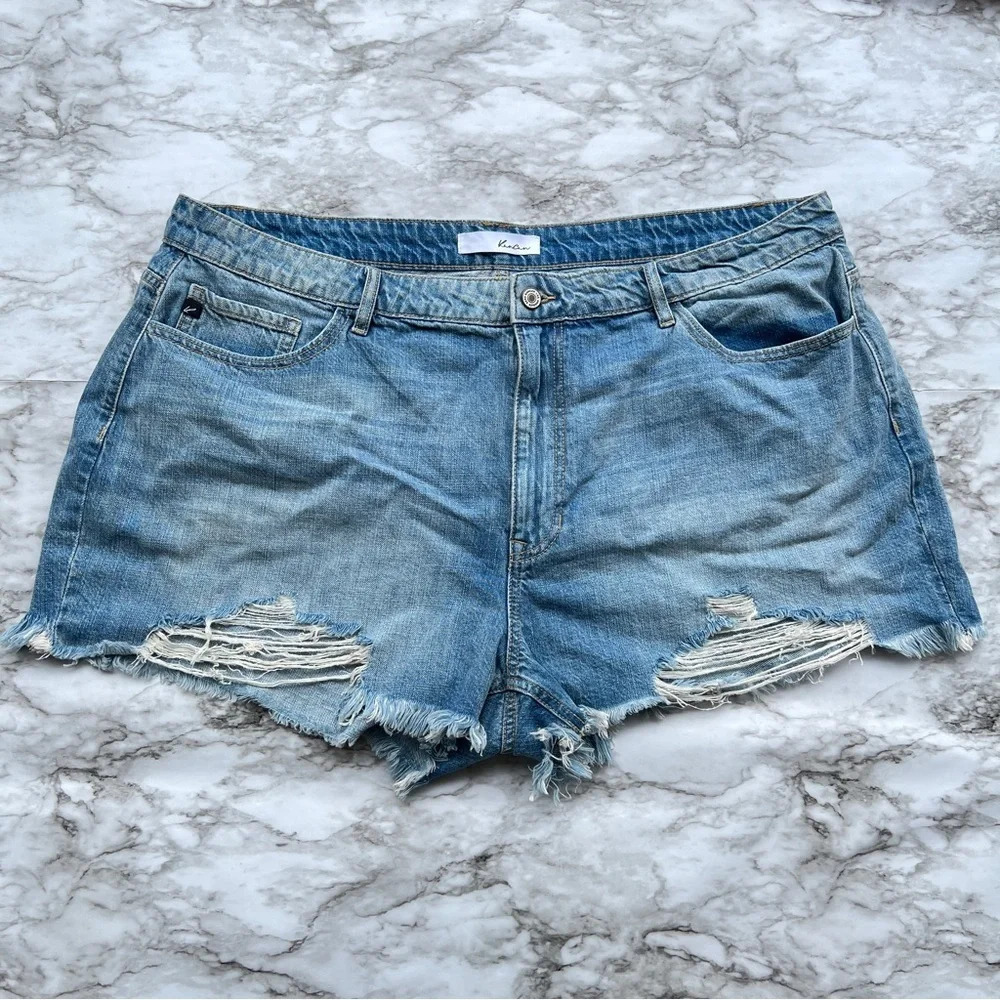 Kancan Isabelle Ultra High Rise Mom Shorts, 3X - Picture 2 of 7